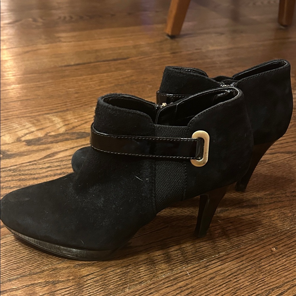 Bandolino Black Suede Ankle Booties